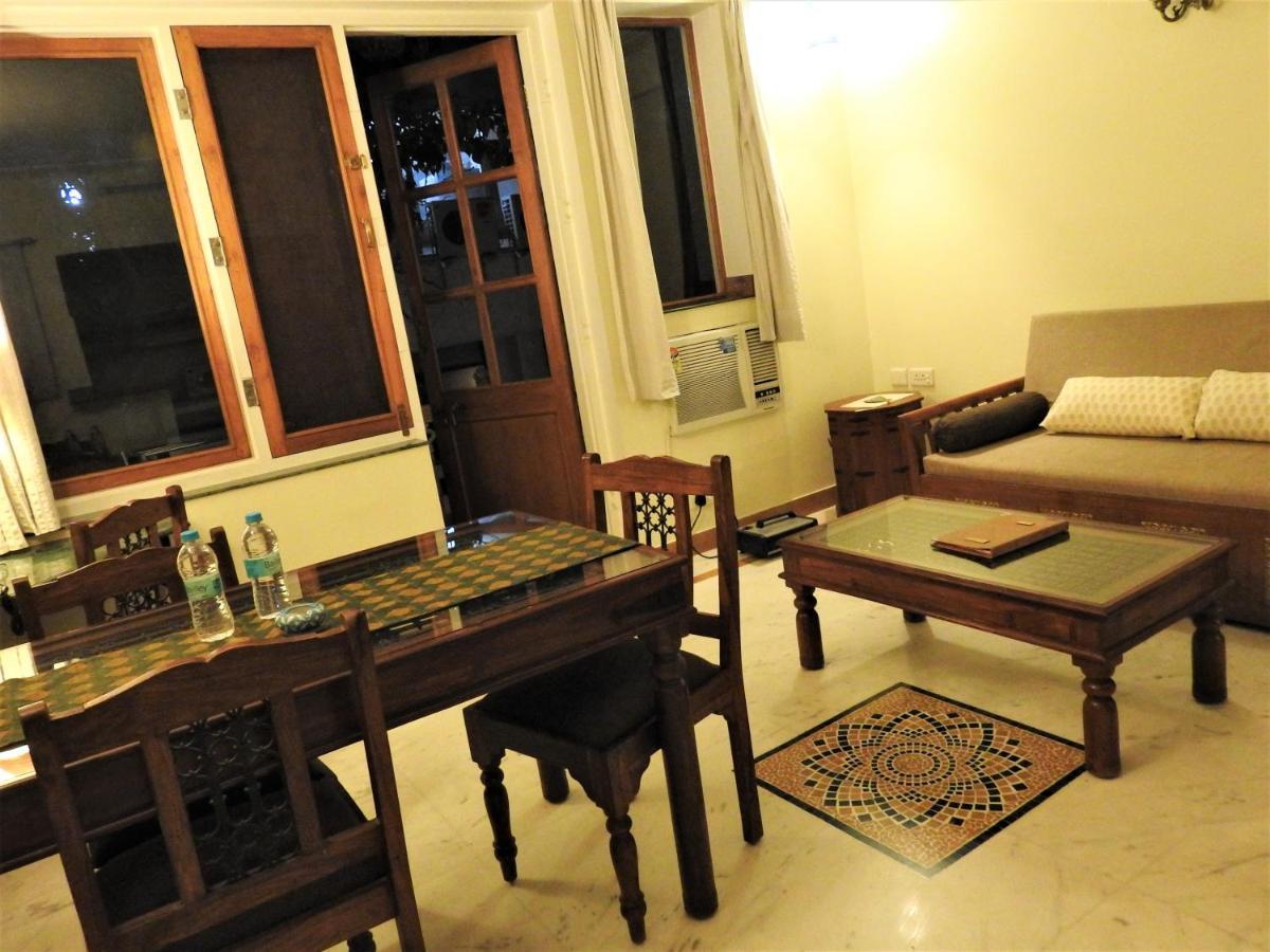 Om Niwas Suite Hotel Dźajpur Zewnętrze zdjęcie
